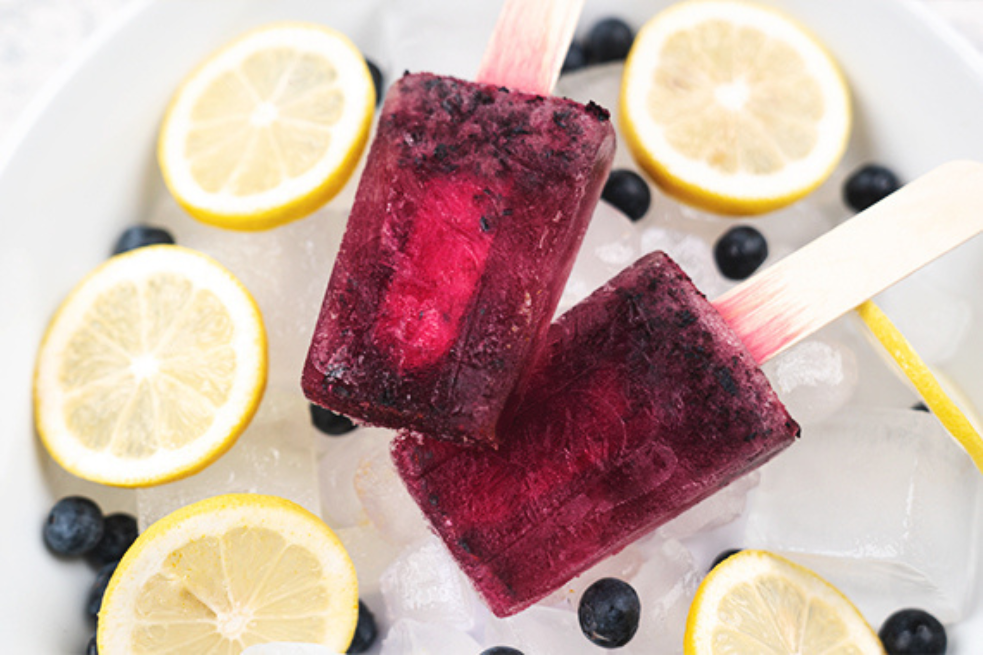 3 Easy Summer Detox Ice Pops - Blueberry Bliss