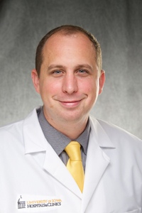 Daniel P. Runde, MD, MME | 作者 | 《默沙东诊疗手册大众版》