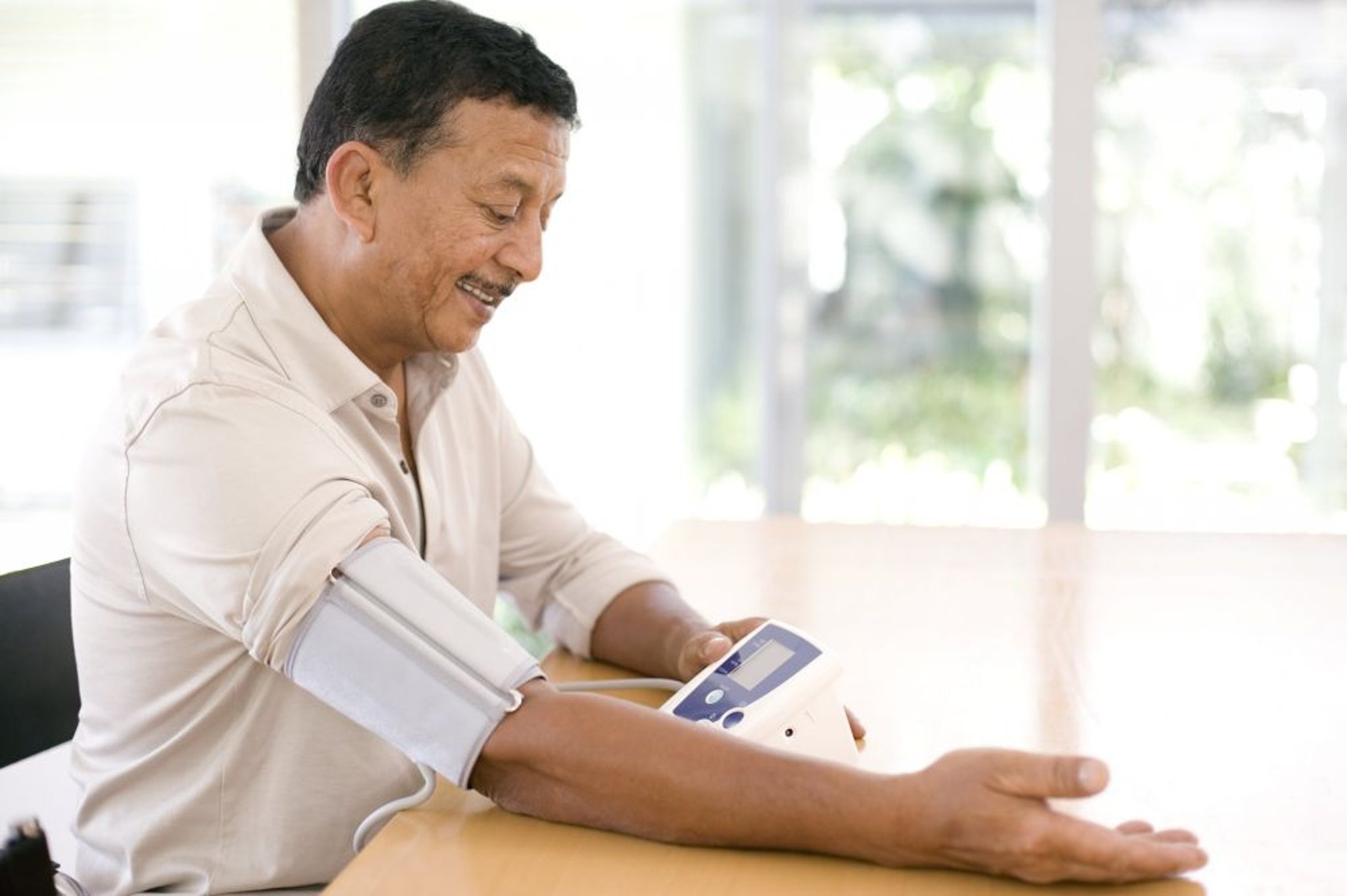 घर पर रक्तचाप मापना