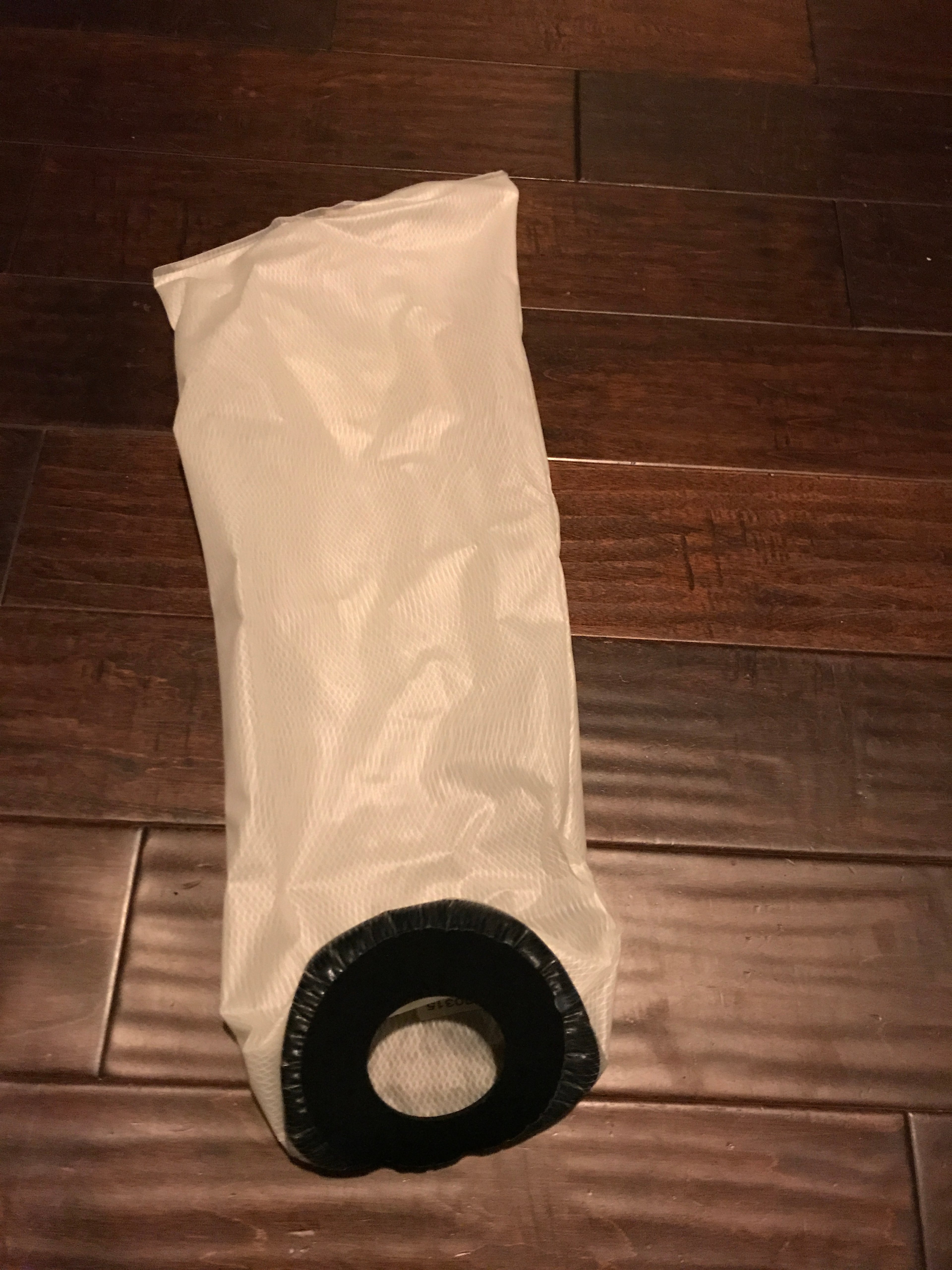 व्यावसायिक कास्ट कवर