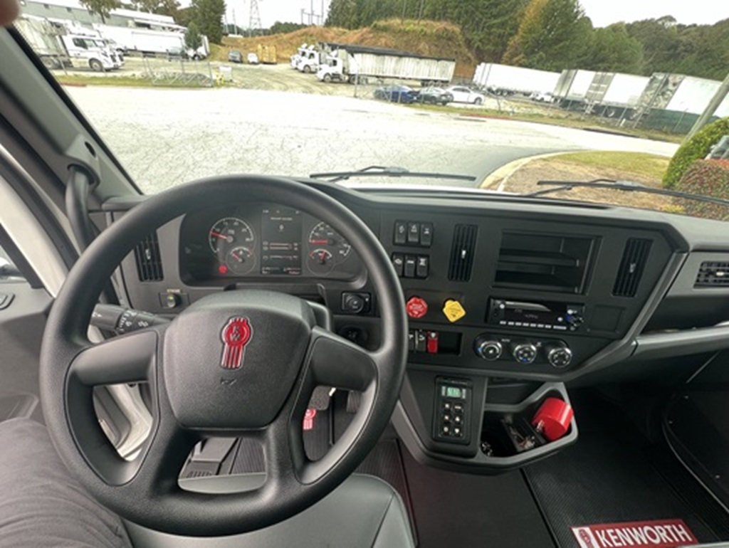 2026 Kenworth T280 in McDonough, GA — photo 3