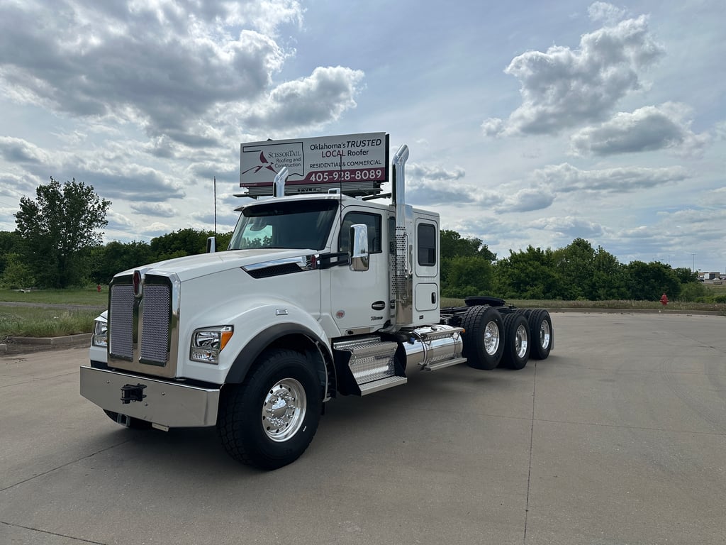 2027 Kenworth T880 in Oklahoma City, OK — photo 2