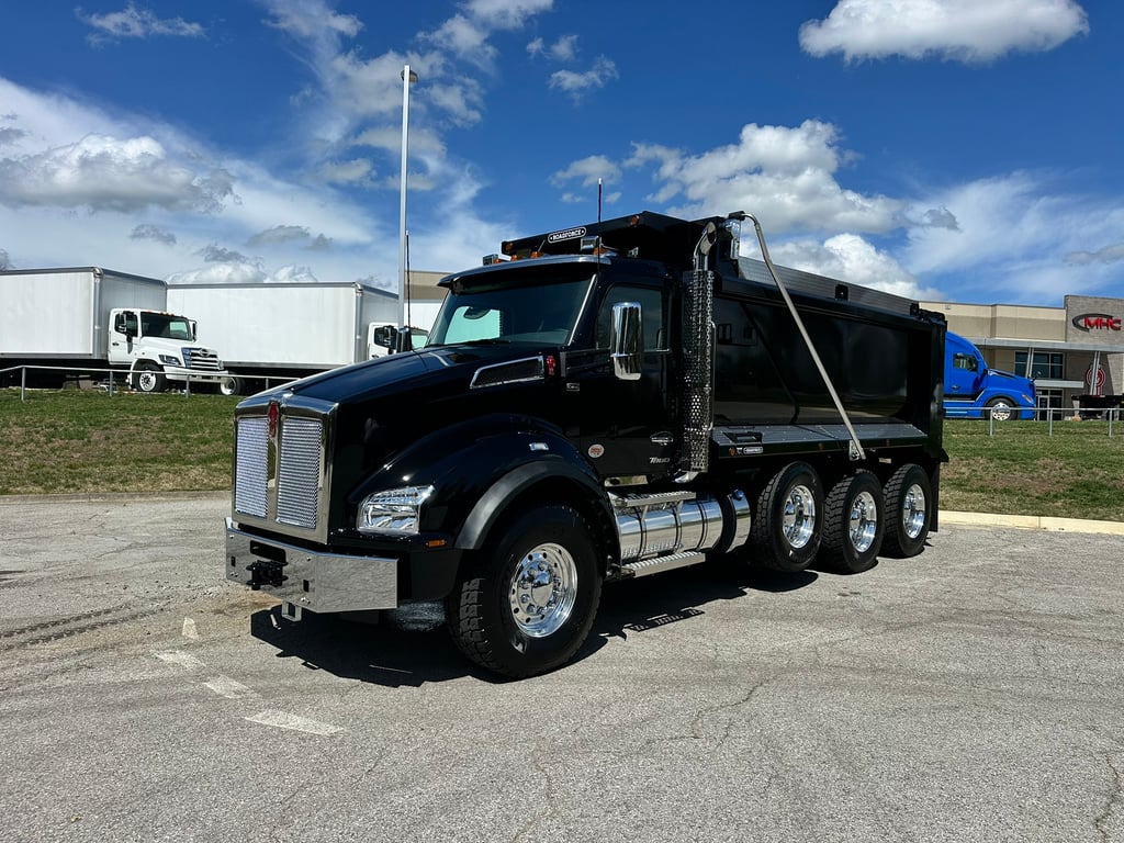 2027 Kenworth T880 in Knoxville, TN — photo 2