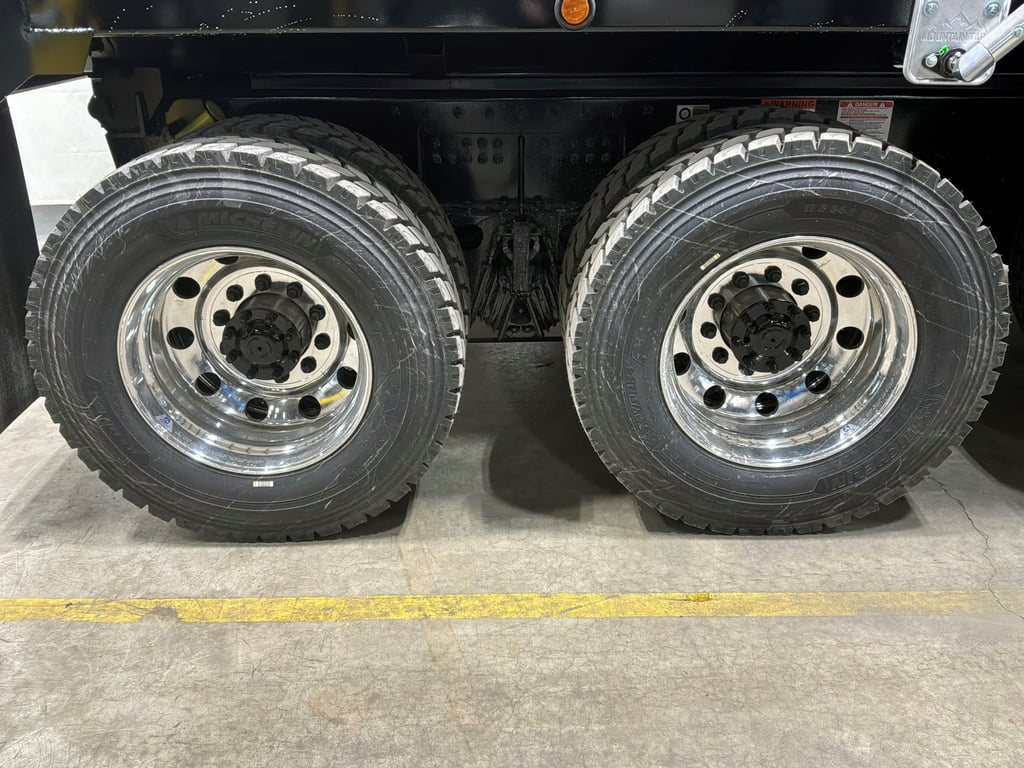 2027 Kenworth T880 in Knoxville, TN — photo 4
