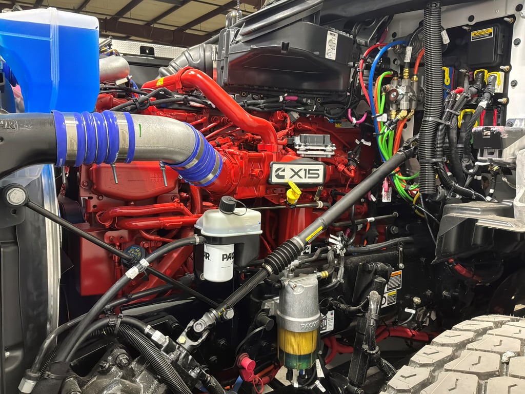 2027 Kenworth T880 in Dallas, TX — photo 5