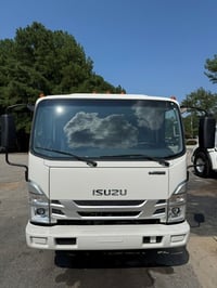 2025 Isuzu NRR in Raleigh, NC — photo 8