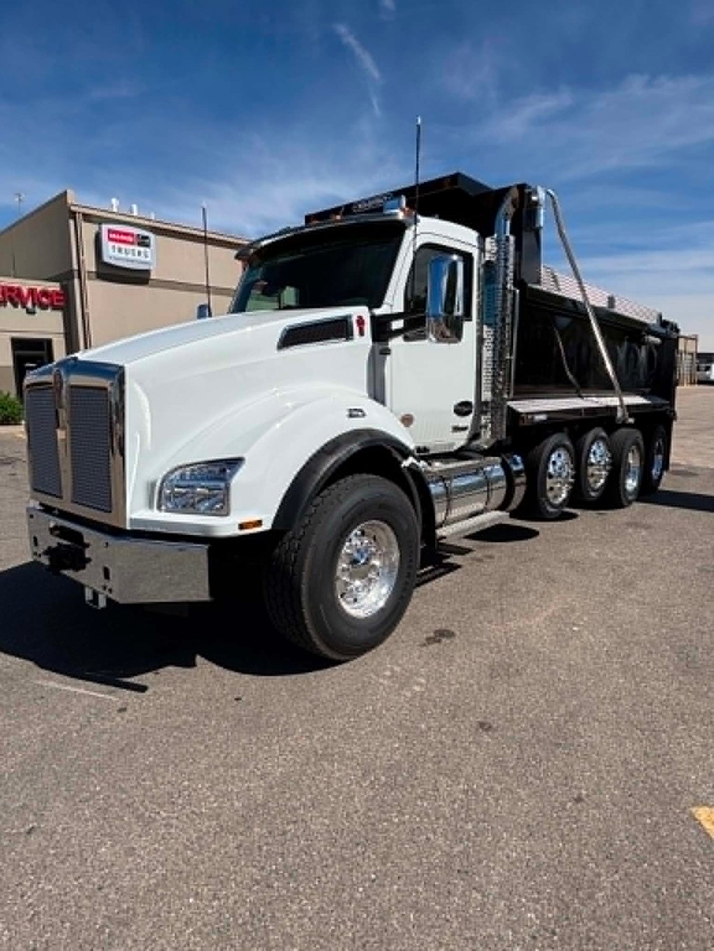 2027 Kenworth T880 in Greeley, CO — photo 2