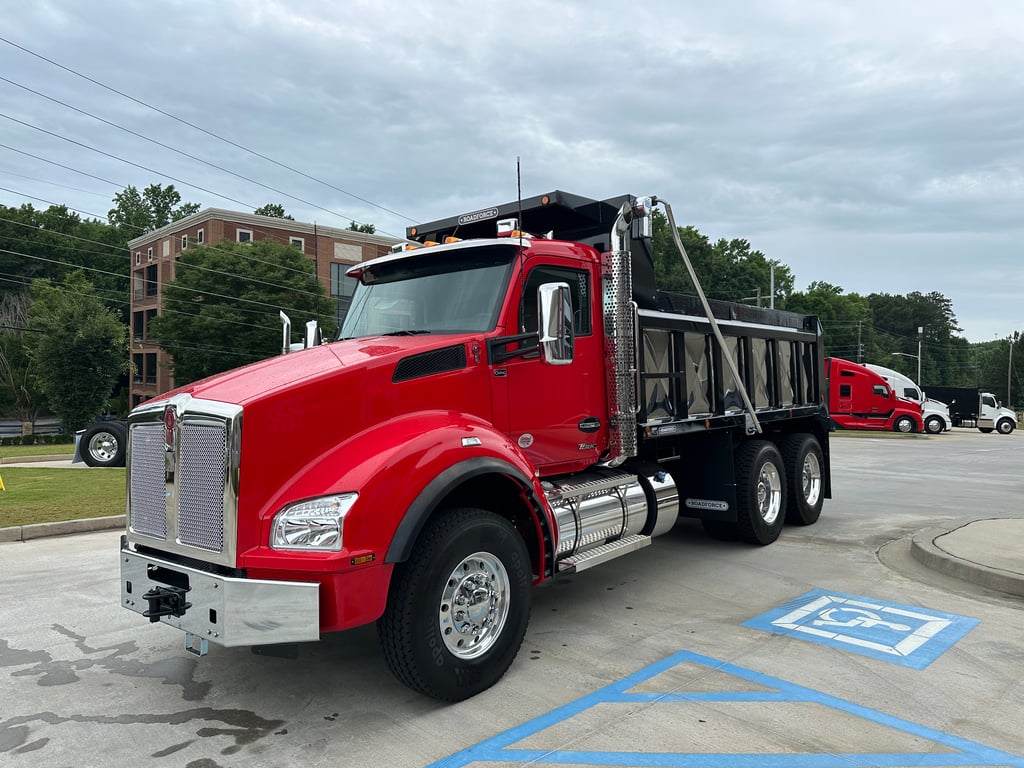 2027 Kenworth T880 in South Atlanta, GA — photo 2