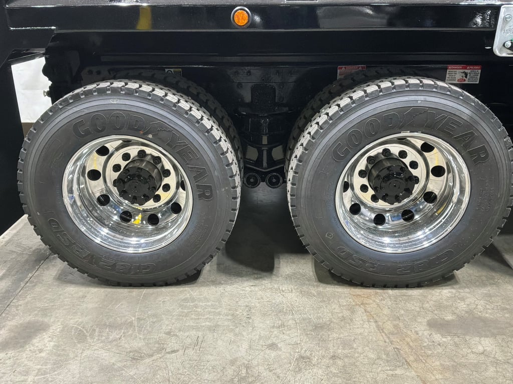 2027 Kenworth T880 in South Atlanta, GA — photo 4