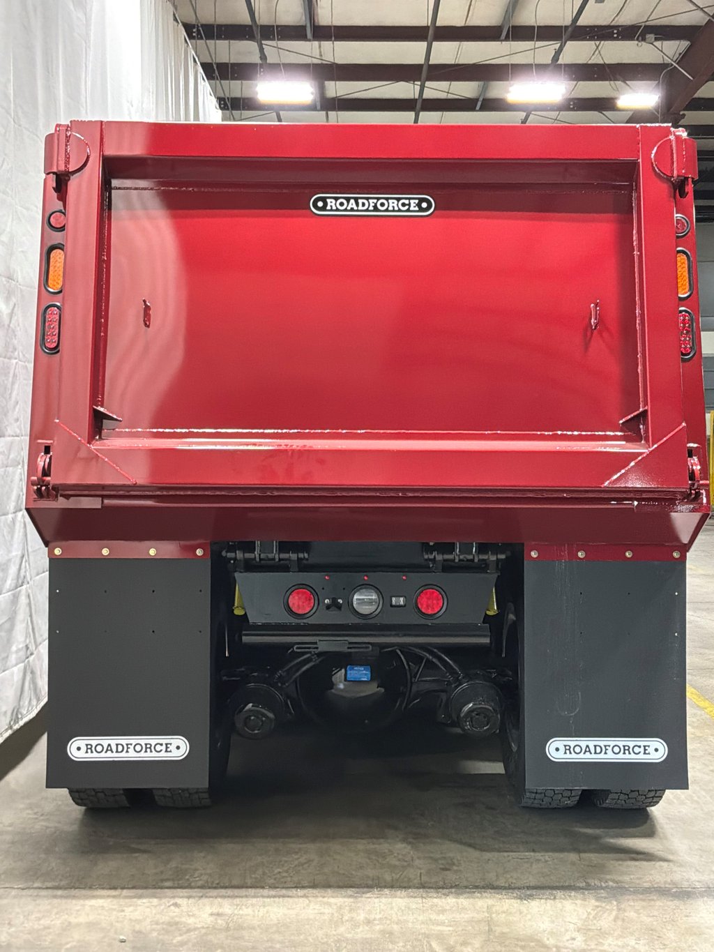 2027 Kenworth T880 in Raleigh, NC — photo 4