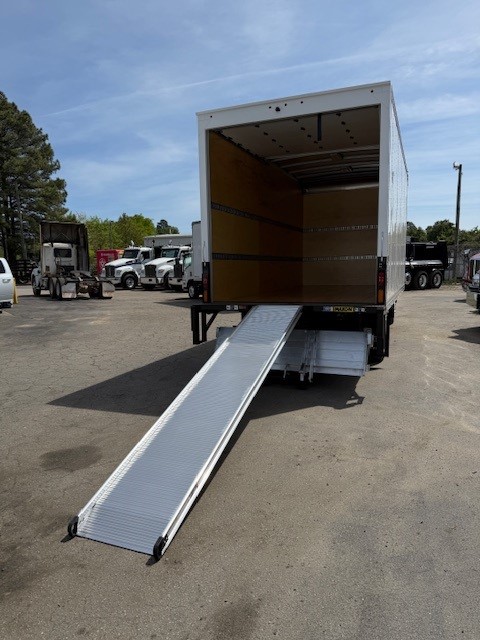 2025 Isuzu NRR in Raleigh, NC — photo 6