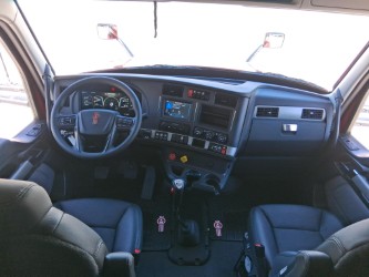 2027 Kenworth T680 in El Paso, TX — photo 3