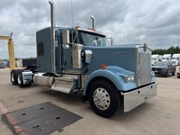 2027 Kenworth W900 in Dallas, TX — photo 7
