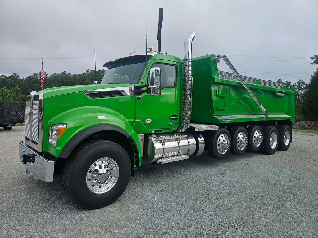 2027 Kenworth T880 in Durham, NC — photo 2