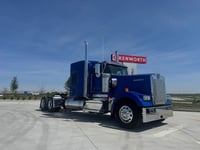 2027 Kenworth W900 in Ankeny, IA — photo 7