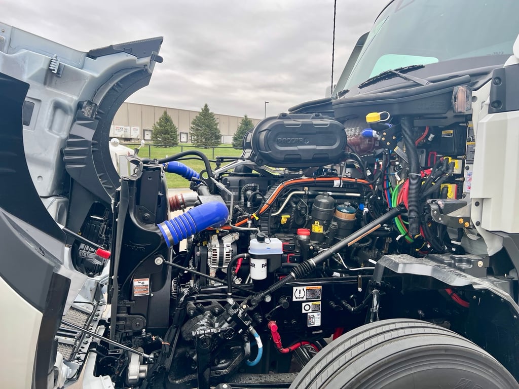2027 Kenworth T680 in Omaha, NE — photo 6