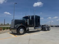 2027 Kenworth W900 in Ankeny, IA — photo 8
