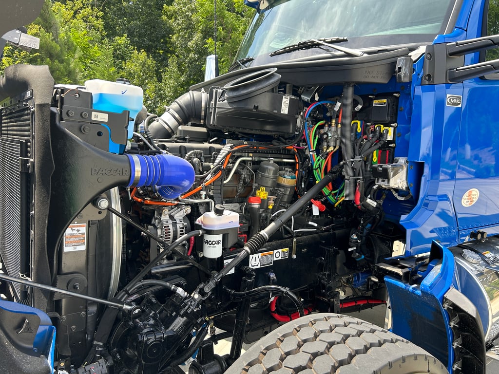 2027 Kenworth T880 in Fort Mill, SC — photo 6
