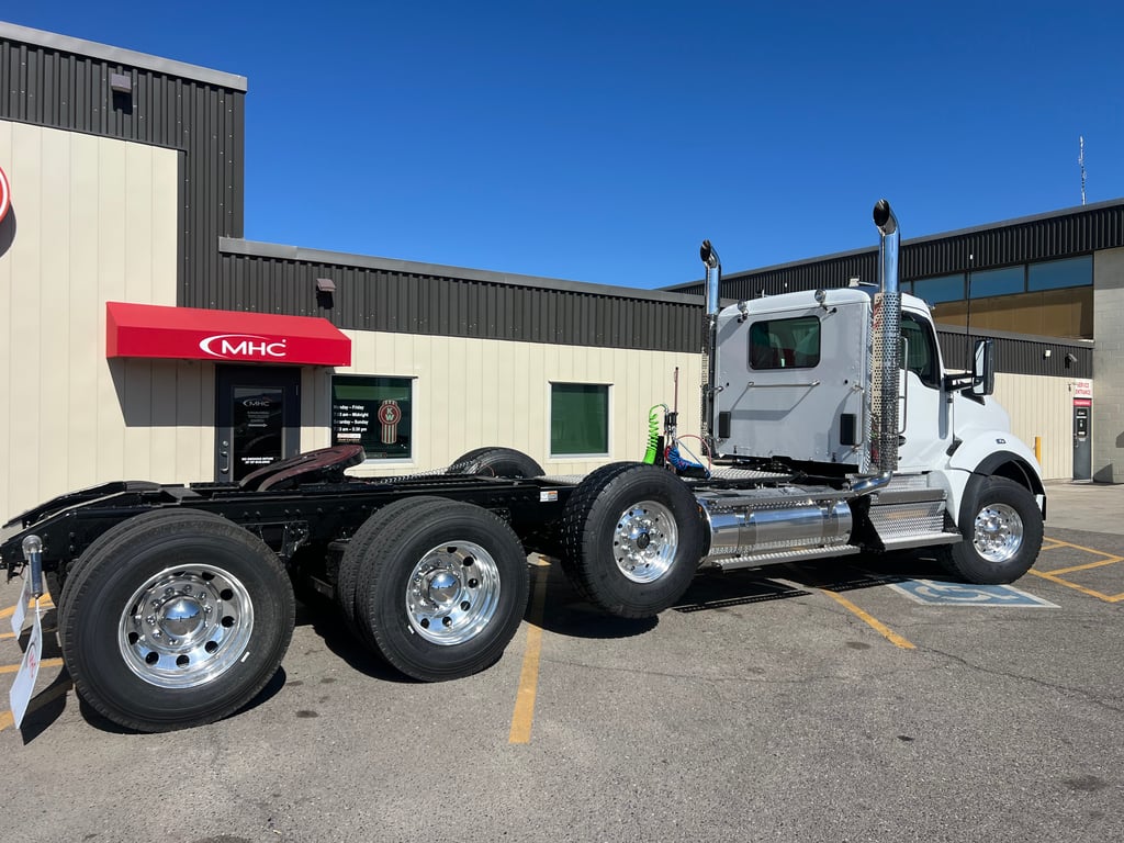 2027 Kenworth T880 in Grand Junction, CO — photo 7