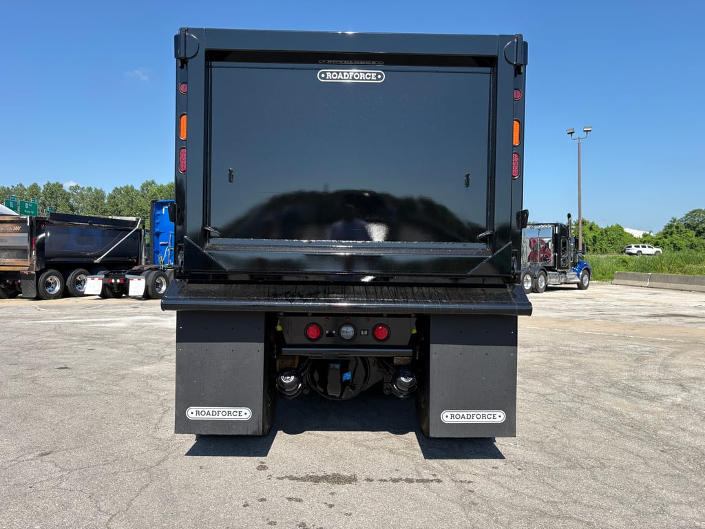 2027 Kenworth T880 in Kansas City, MO — photo 5