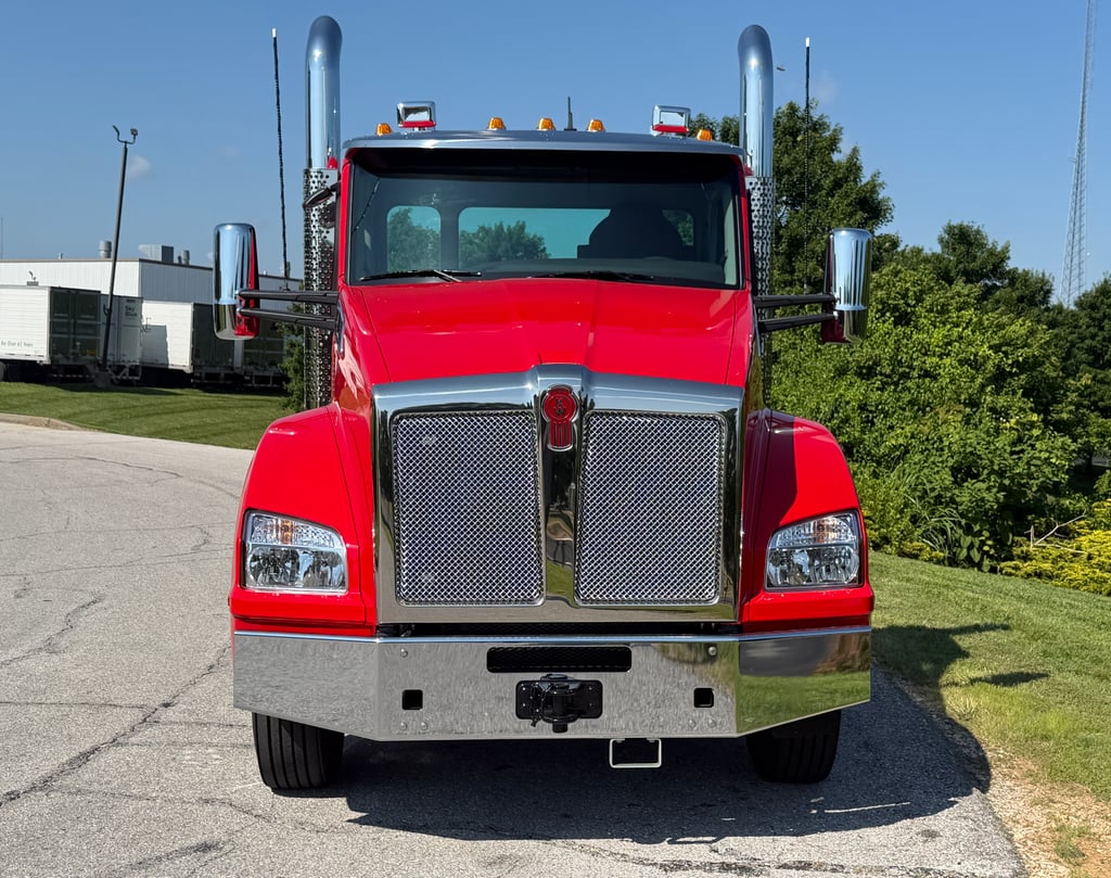 2027 Kenworth T880 in Springfield, MO — photo 8