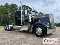 2027 Kenworth W900 in Longview, TX — photo 2