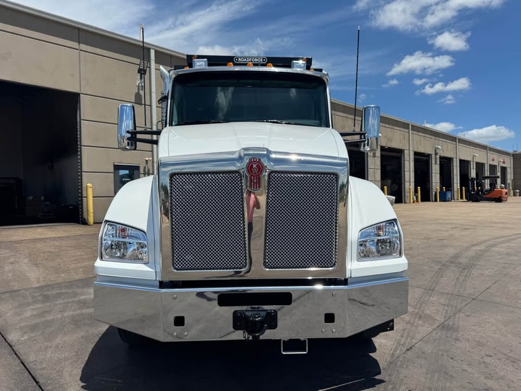 2027 Kenworth T880 in Dallas, TX — photo 7