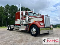 2027 Kenworth W900 in Longview, TX — photo 2