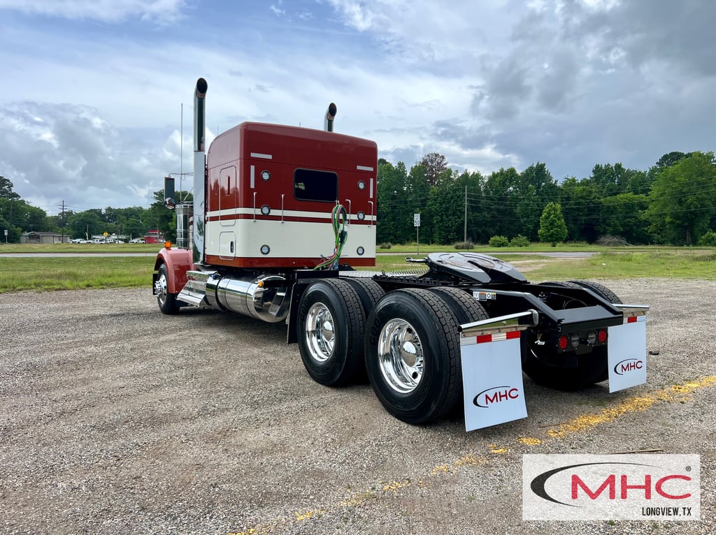2027 Kenworth W900 in Longview, TX — photo 8