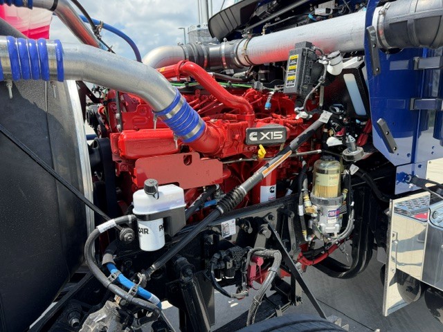 2027 Kenworth W900 in Ankeny, IA — photo 6
