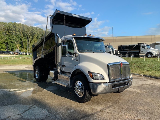 2027 Kenworth T380