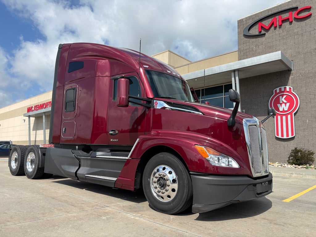 2023 Kenworth T680 in Omaha, NE
