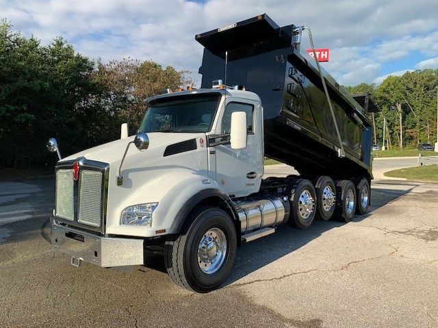 2027 Kenworth T880 in Knoxville, TN — photo 2