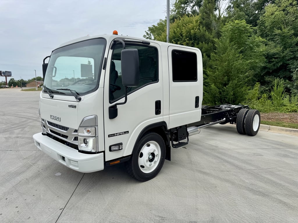 2027 Isuzu NPR in Fort Mill, SC — photo 2