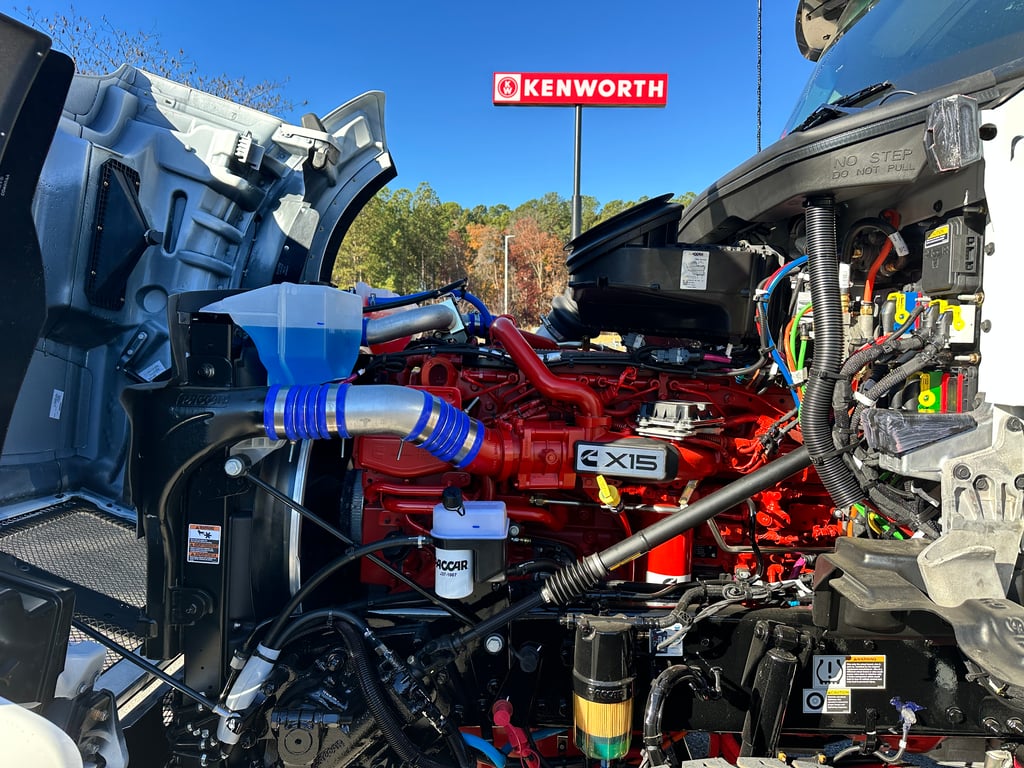 2027 Kenworth T880 in Knoxville, TN — photo 6