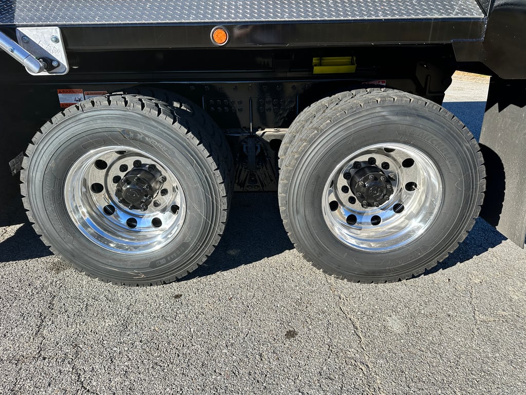 2027 Kenworth T880 in Knoxville, TN — photo 4