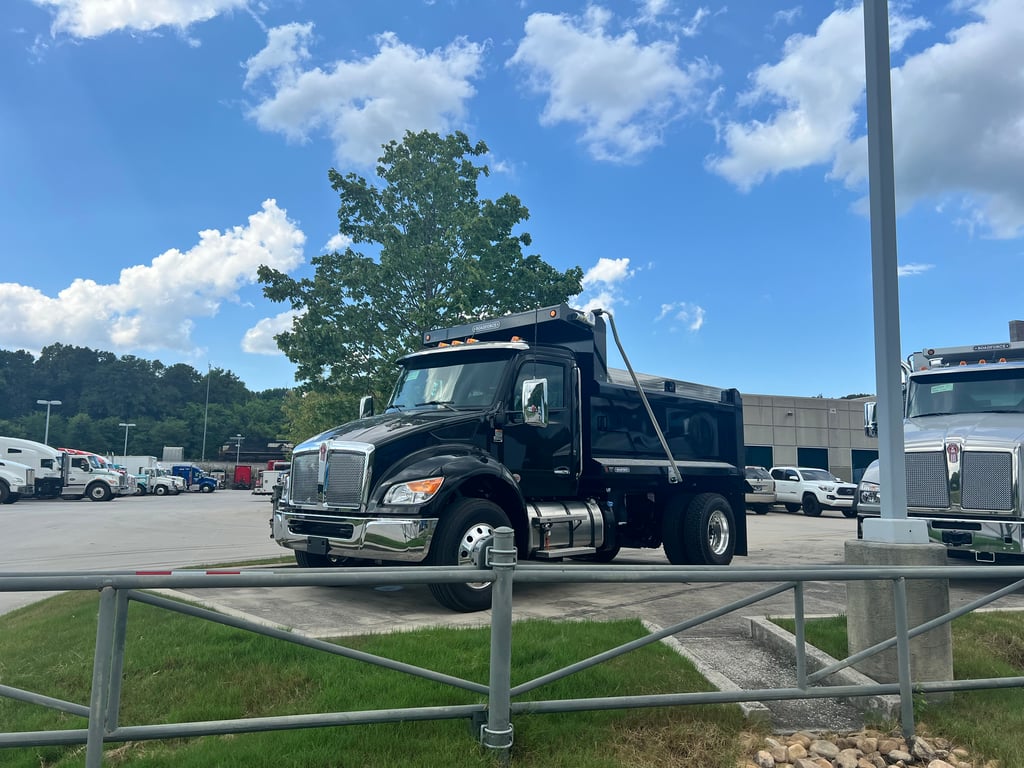 2027 Kenworth T380 in Chattanooga, TN — photo 7