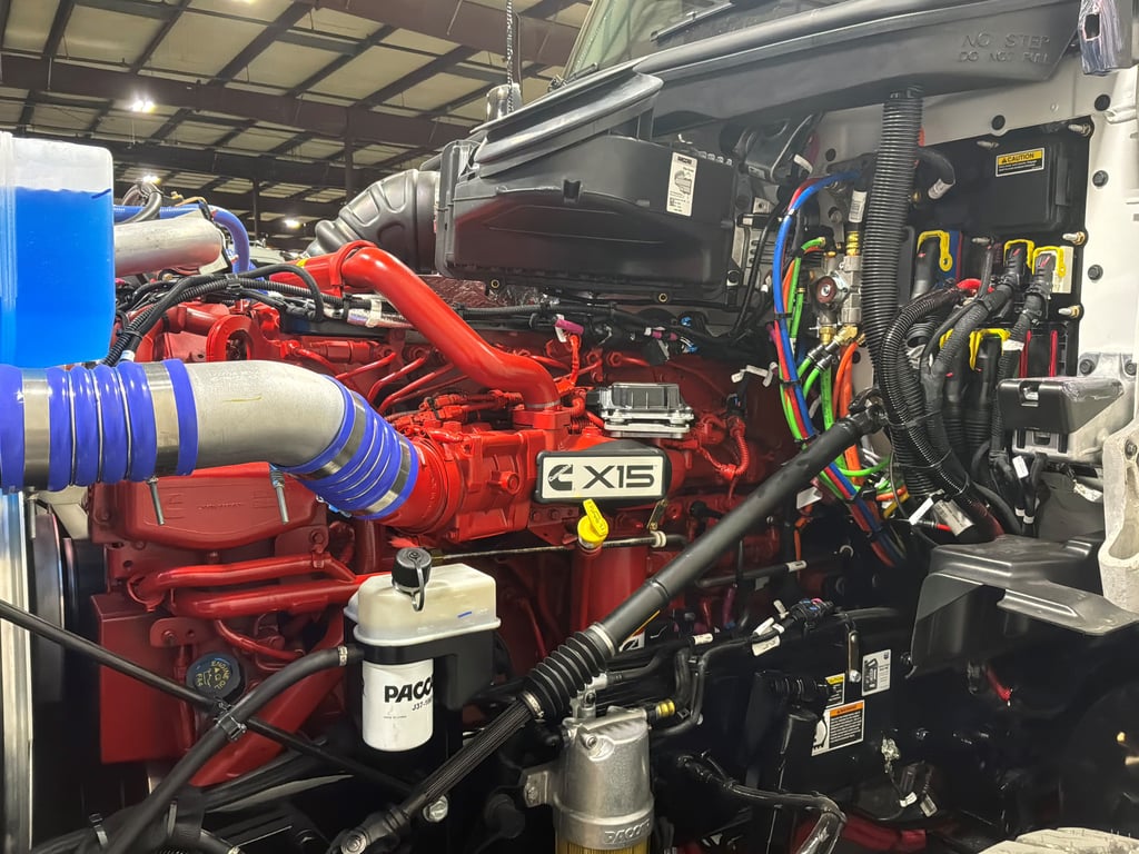 2027 Kenworth T880 in Dallas, TX — photo 5