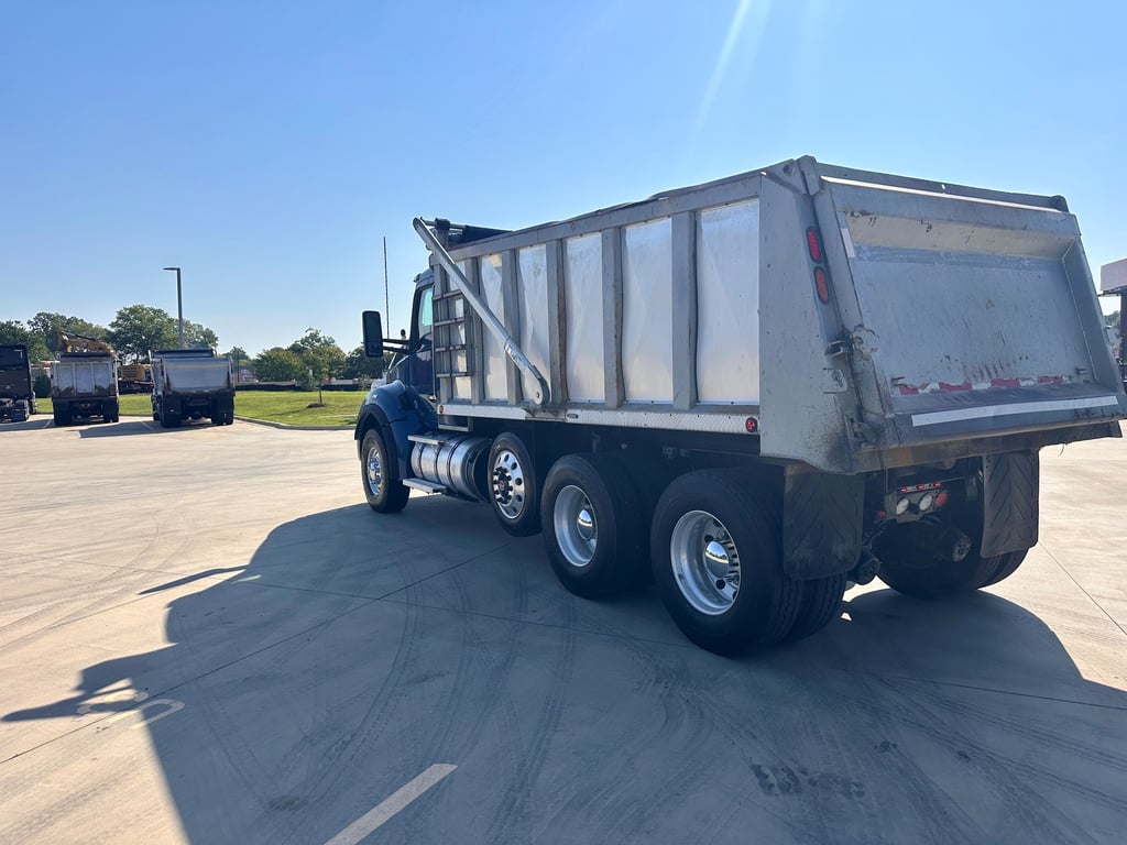 2021 Kenworth T880 in Fort Mill, SC — photo 3