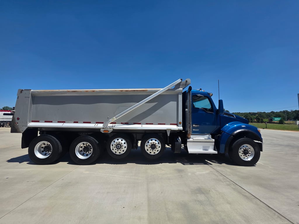 2023 Kenworth T880 in Fort Mill, SC — photo 4