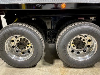 2027 Kenworth T880 in Wilmington, NC — photo 3