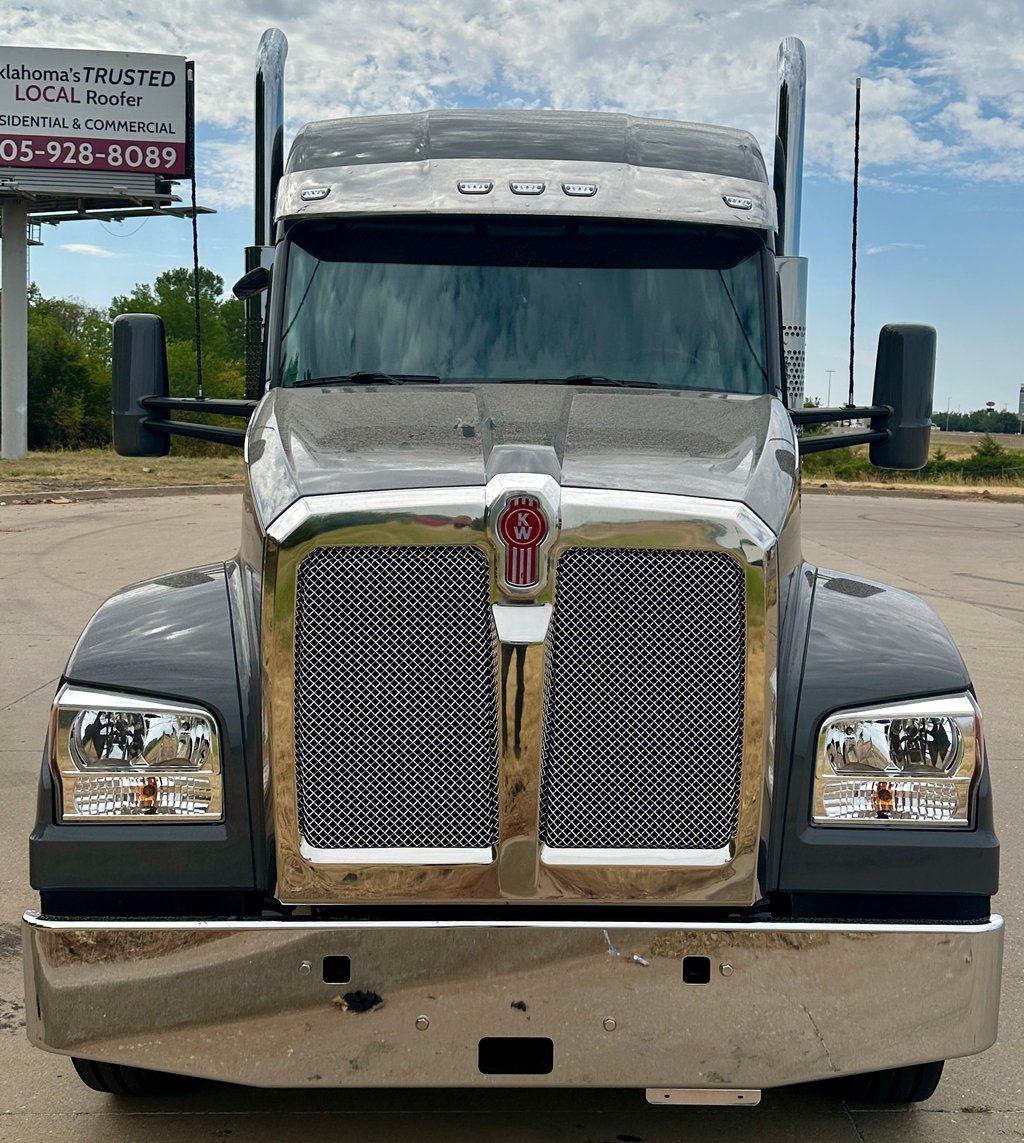 2027 Kenworth T880 in Oklahoma City, OK — photo 7