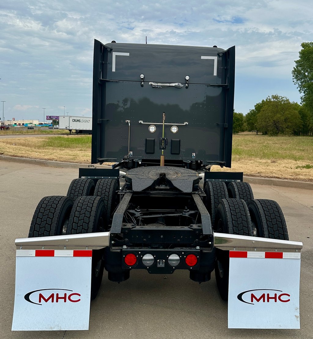 2027 Kenworth T880 in Oklahoma City, OK — photo 5