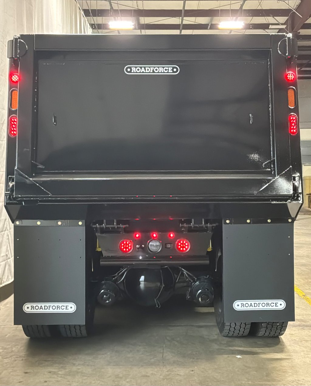 2027 Kenworth T880 in Raleigh, NC — photo 4