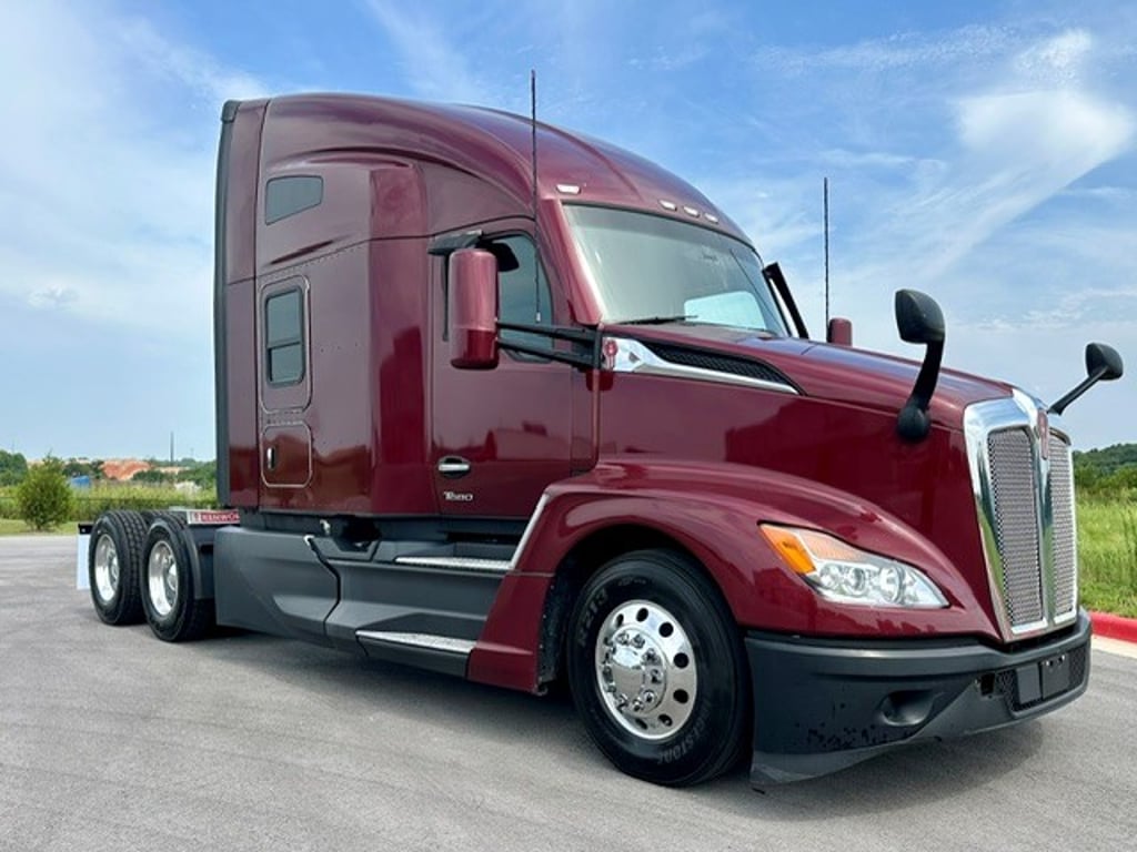 2023 Kenworth T680 in Springdale, AR — photo 8