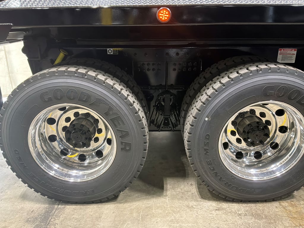 2027 Kenworth T880 in Little Rock, AR — photo 3