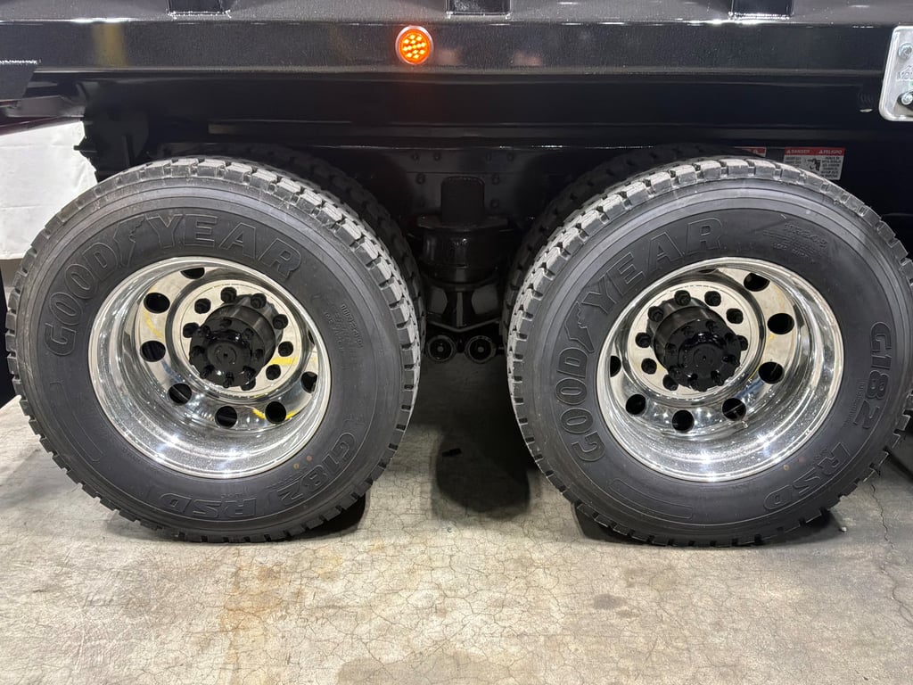 2027 Kenworth T880 in Mableton, GA — photo 3