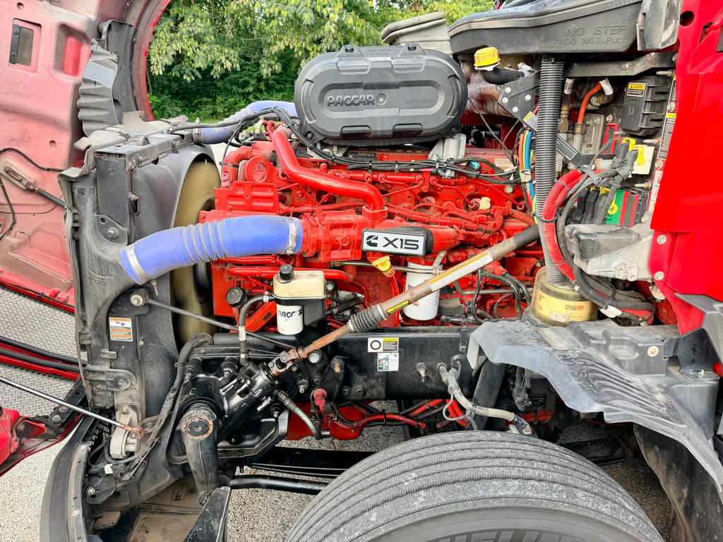 2023 Kenworth T680 in Knoxville, TN — photo 5
