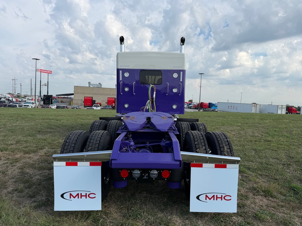 2027 Kenworth W900 in Joplin, MO — photo 5