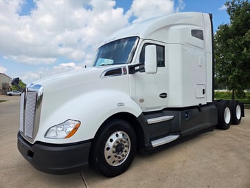 2020 Kenworth T680 in Omaha, NE — photo 4
